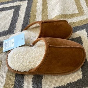Boys Scuff Slide slippers- NWT